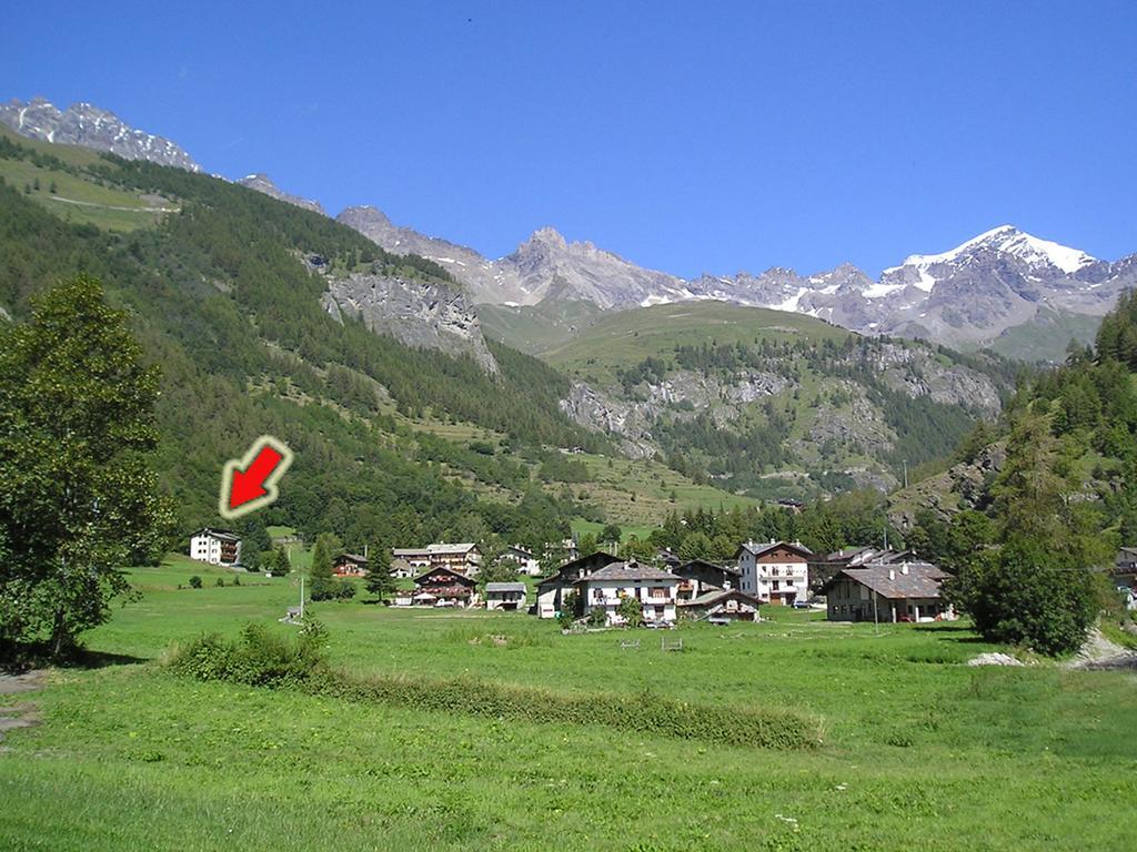 Mont Gele Hotel Ollomont Exterior photo