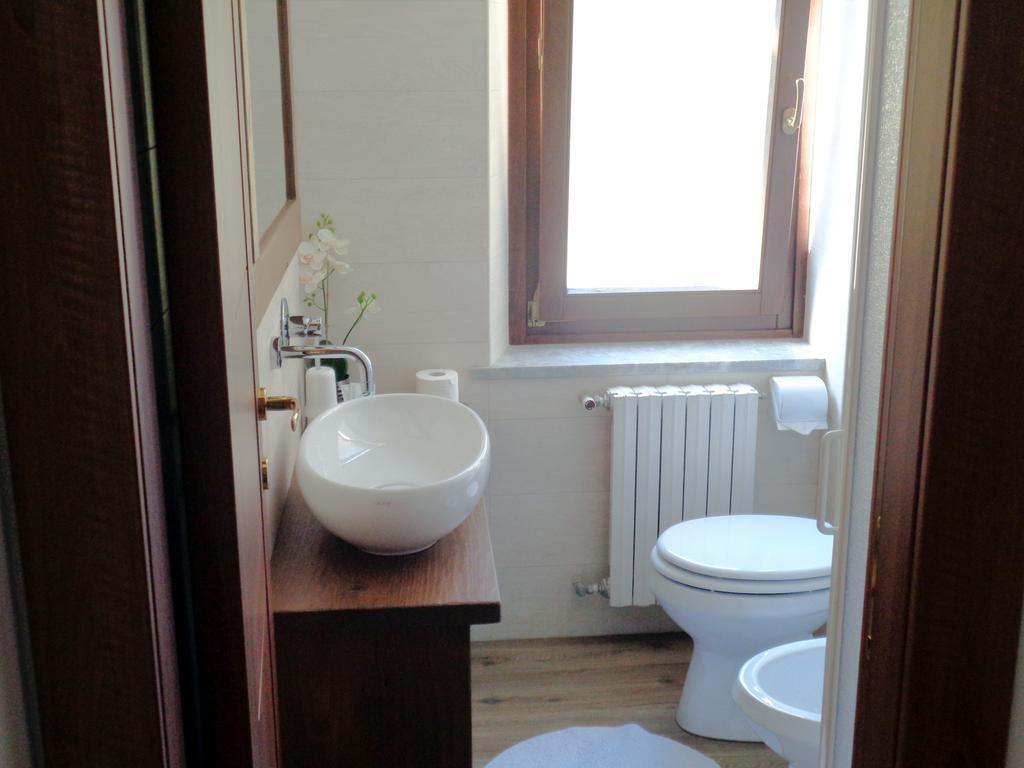 Mont Gele Hotel Ollomont Room photo
