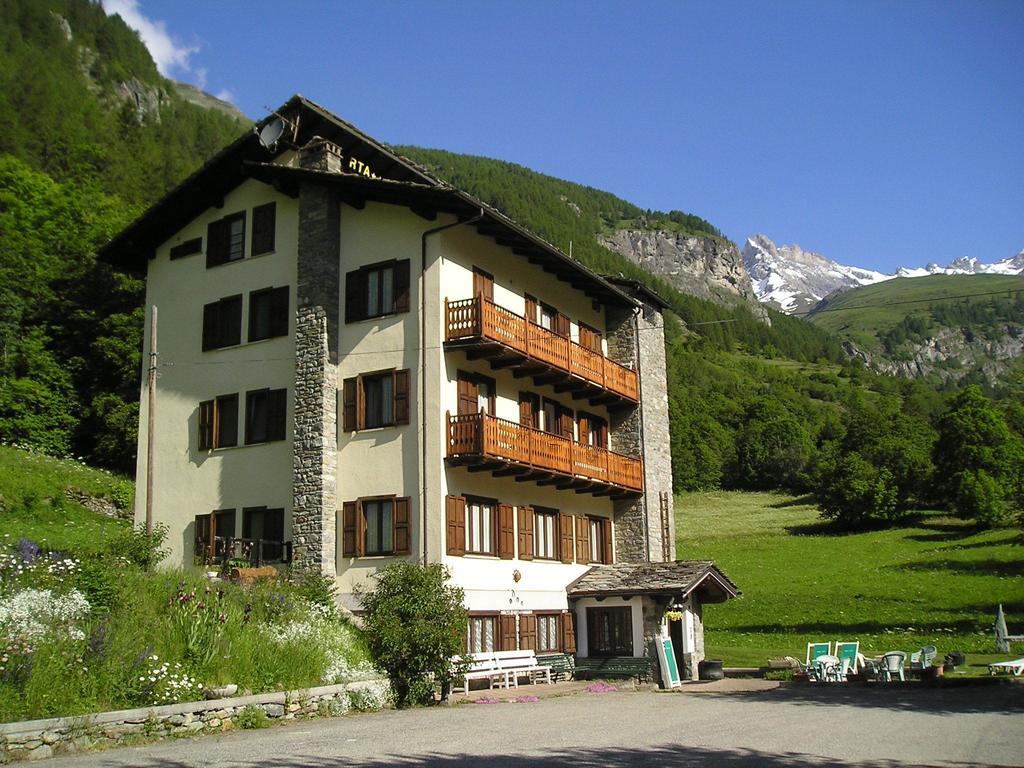 Mont Gele Hotel Ollomont Exterior photo